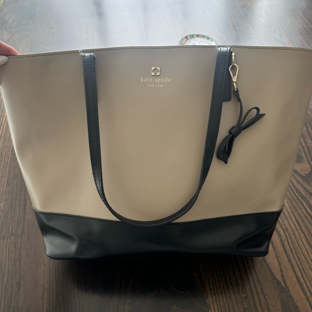 Kate Spade Black and Cream Structured Tote